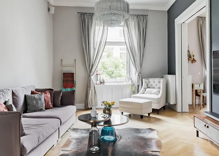 Exklusive Altbauwohnung Mitten in Hamburg
