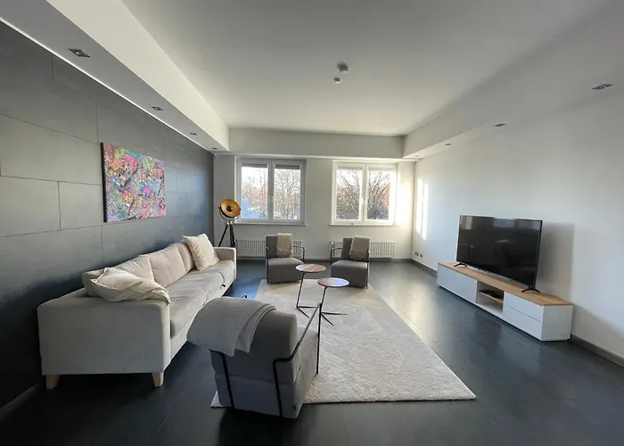 TruRetreats Design Loft für 8 Personen I Riesige Küche I eCharger I 65z SmartTV I 150qm