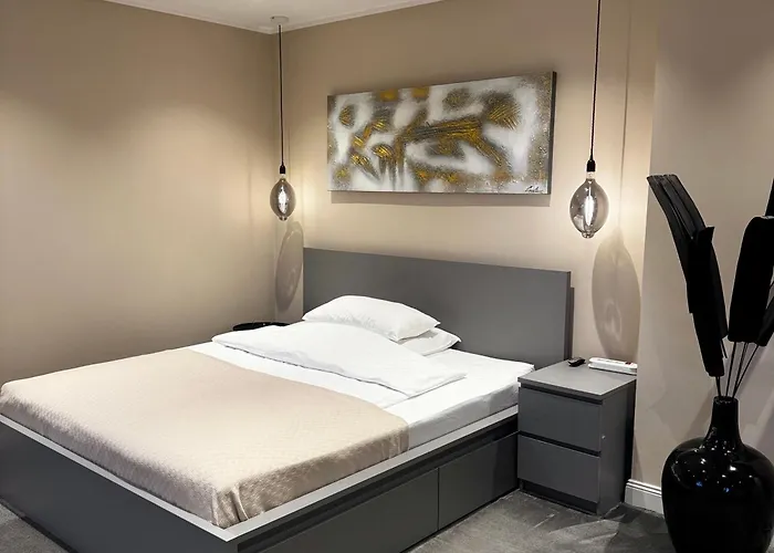 Modernes & Komfortables 1 Zimmer Privatwohnung Im Einfamilienhaus