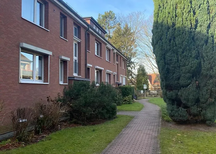 Modern Comfort In Central Hamburg 3 Room Apartment