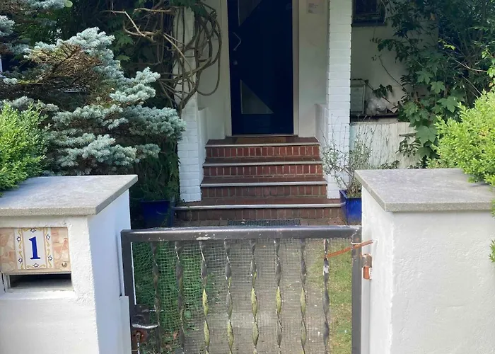 Privatzimmer Am Volkspark - Naehe Arenen Und Trabrennbahn