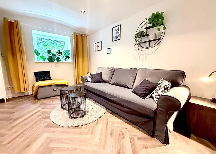 Top Design Studio Apartment