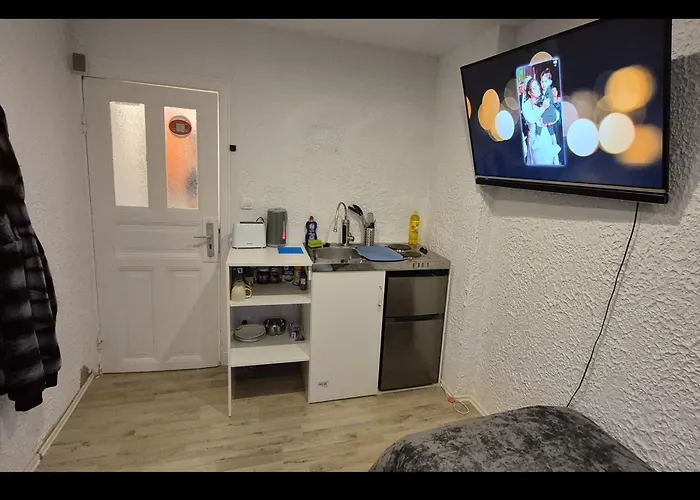 Finkenwerder Larisa'S Nr22-Private Kueche-Gemeinschaftliches Bad Wc