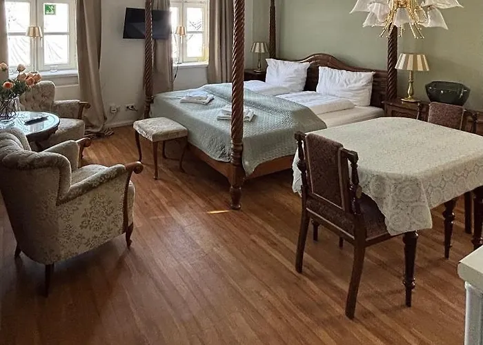 BoLA Ferienwohnung Hamburg Nr 25 Shabby für 2 Personen, Parkplatz