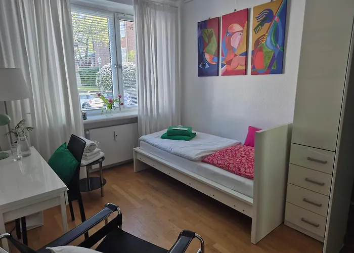 Schoenes Privatzimmer In Hamburg Winterhude