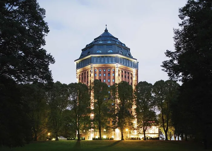 Moevenpick Hotel Hamburg City, Historischer Wasserturm Im Schanzenpark