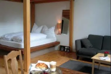 Hadley'S Bed And Breakfast